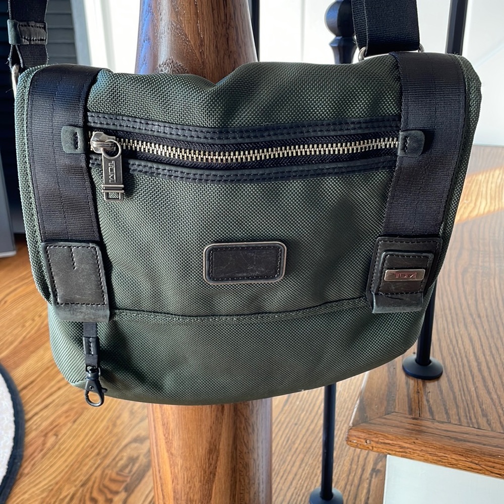 Tumi Cross Body Messenger Bag Unisex